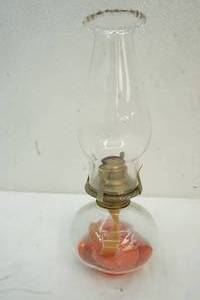 lot 191 image: Glass oil lamp