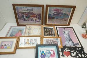 lot 192 image: Lopez prints and other decor