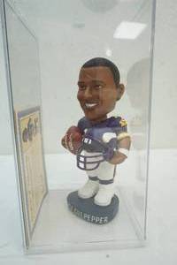 lot 203 image: Daunte Culpepper bobblehead in case