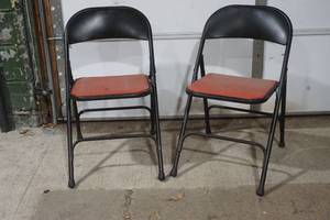 lot 230 image: Samsonite folding chairs