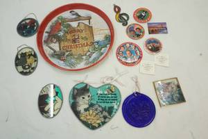 lot 253 image: Presidental buttons