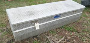 Truck box toolbox 61x20x18 tall