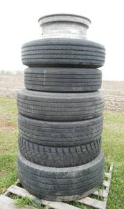 Lot of 6 misc truckcar tires and rims