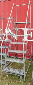 7 step rolling ladder, 70 inches to top step