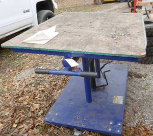 Lift AND Tilt table 41x50