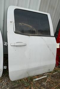 2015-19 Chevy 2500 right hand door crew cab