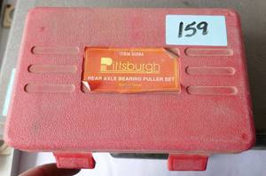 Rear axle bearing puller set