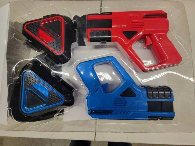 NEW SHARPER IMAGE 2-PLAYER LAZER TAG, WORKS