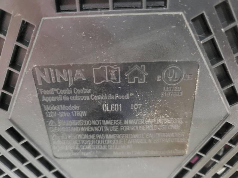 Ninja OL601 Foodi 14-in-1 8-qt. XL Pressure Cooker Steam Fryer w/ SmartLid  622356569781
