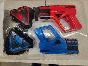 NEW SHARPER IMAGE 2-PLAYER LAZER TAG, WORKS