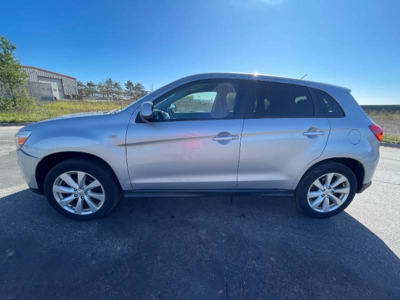 lot 116AB image: 2013 Mitsubishi Outlander Sport ES