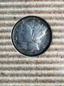 1945 US MERCURY DIME IN INFO PAGE