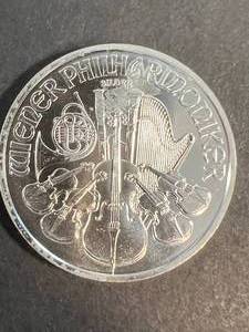 1 TROY OZ .999 FINE SILVER AUSTRIAN PHILHARMONIC ROUND