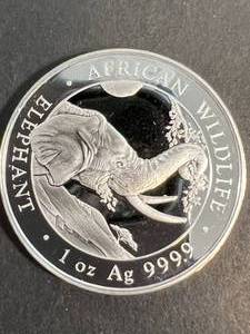 1 TROY OZ .999 FINE SILVER 2023 AFRICAN ELEPHANT ROUND