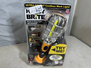 New Handy Brite LED Cordless Work Light