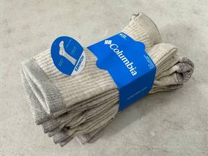 4 New Pairs of Columbia Moisture Wicking Crew Socks