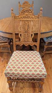 Gorgeous Antique Carved Oak Dining Room Set