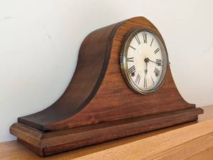 Vintage W. L. Gilbert Mantle Clock