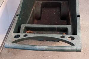 Rolling Plastic Yard Cart