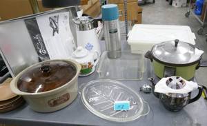 lot 58 image: Kitchen lot - burner covers, crock, coffee pot and thermos, tea pots, fondue, tupperware