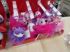 lot 87 image: Case of 12 Backpack animals