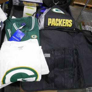 lot 171 image: Green Bay Packers grilling apron and 2 womens shirts size Womens Med