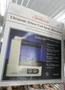 lot 178 image: Sunbeam humidifier