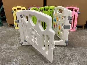 Baby Playpen Kids Activity Centre Safety Play Yard Home Indoor Outdoor New Fence - Good Condition