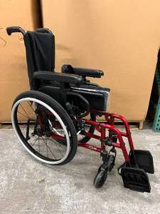 MSRP $2500 NEW FLOOR MODEL Ki Mobility Catalyst 5 VX Ultra Lightweight High Quality Wheelchair With Swing In Anti Tips &amp Transit Wheels - 16 Seat Width - 300lb Capacity - This Wheelchair Has A Reserve