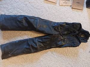 lot 65 image: Insulated leather bibs