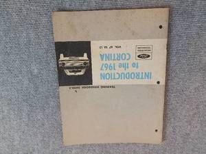 lot 80 image: Ford 1967 Cortina Book
