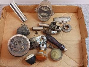 lot 99 image: Vintage Nash Parts, Shift Knob, Suicide Knob