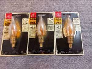 lot 114 image: (3) Globe LED Vintage Style- NEW