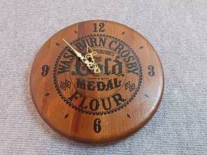 lot 126 image: Vintage Gold Medal Flour Clock