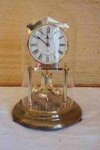 Anniversary clock