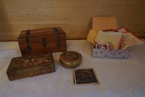 vintage jewelry boxes