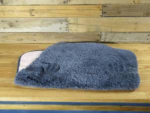 lot 67 image: Large Blue Bath Mat (36 x 24)
