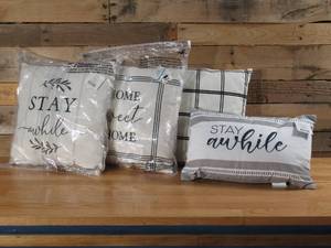 lot 77 image: Lot of FOUR Throw Pillows