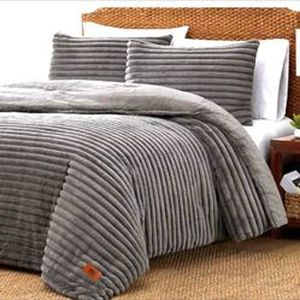 lot 11 image: Frye 3-piece Channel Stitch Faux Fur Comforter Set - QueenGray