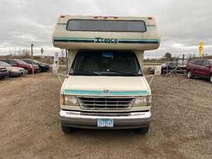 lot 2 image: 1993 Itasca Sundancer only 39,140 miles