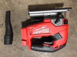 Milwaukee M18 FUEL 18V Lithium-Ion Brushless Cordless Jig Saw (Tool-Only) Customer Returns See Pictures