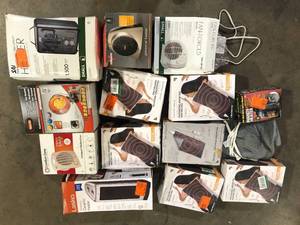 Lot of Assorted Small Houseware Items  Various Modelsand Conditions  Customer Returns See Pictures