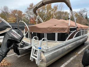 2020 Bennington 23 SLX&nbsp