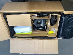 RYOBI ONE HP 18-Volt Brushless EZClean
