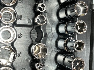 Husky 119-piece mechanics tools set