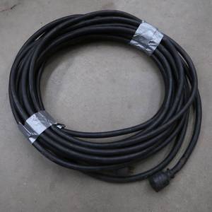 lot 24 image: HEAVY DUTY ELECTRIC CORD
