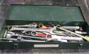 lot 45 image: METAL TOOL BOX FILLED WITH SOCKETS WRENCHES AND SOCKETS
