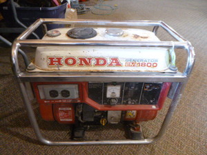lot 46 image: Honda EM 1800 Generator