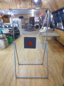 lot 57 image: Adjustable Metal Shooting Target