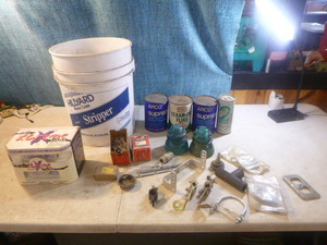 lot 68 image: Garage Items